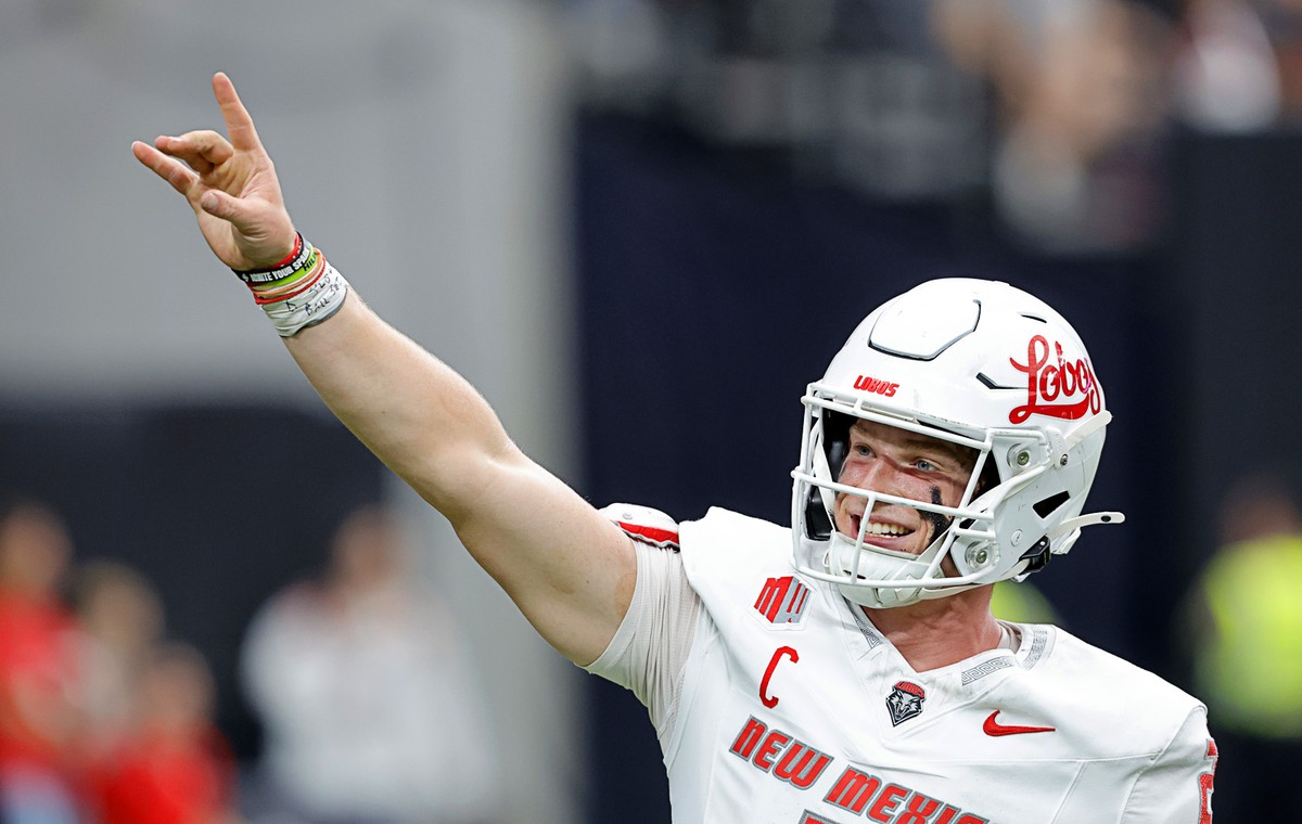 College football by the odds: Vegas preview and picks of every Mountain West win total