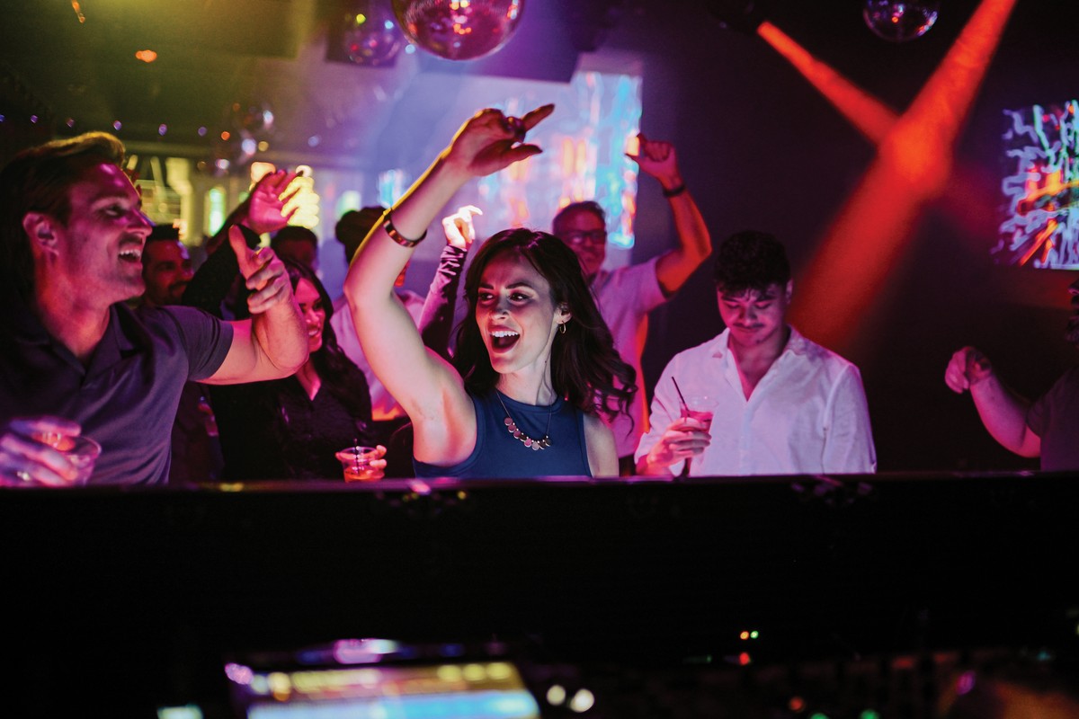 Troy Liquor Bar is nightlife perfected in Las Vegas